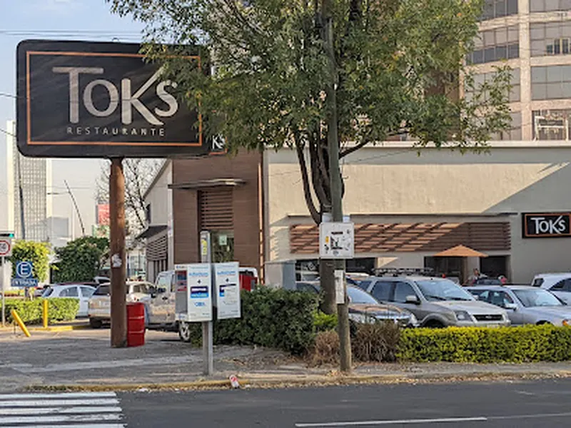 Toks Restaurant