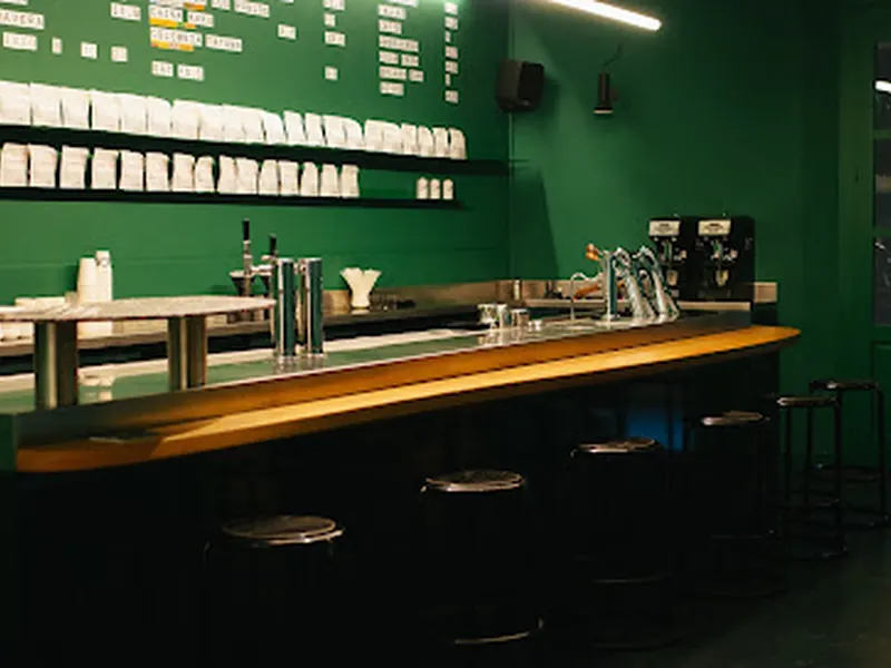 Nomad Coffee Lab & Shop