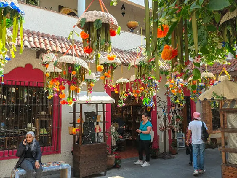 Plaza de Artesanías