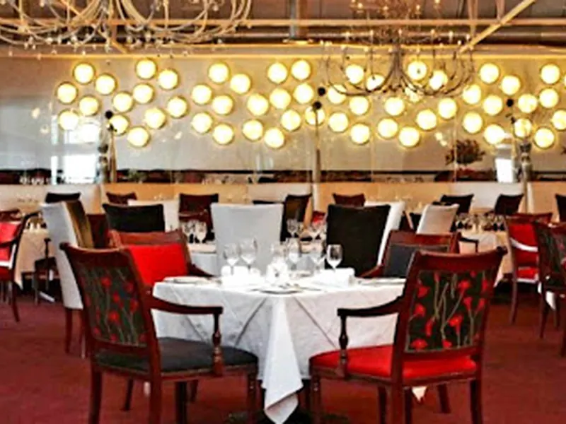 Pigalle Restaurant