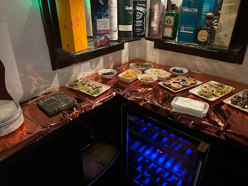 Nelson's Eye Restaurant