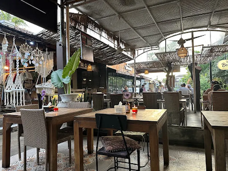Warung Nia Balinese Food & Pork Ribs