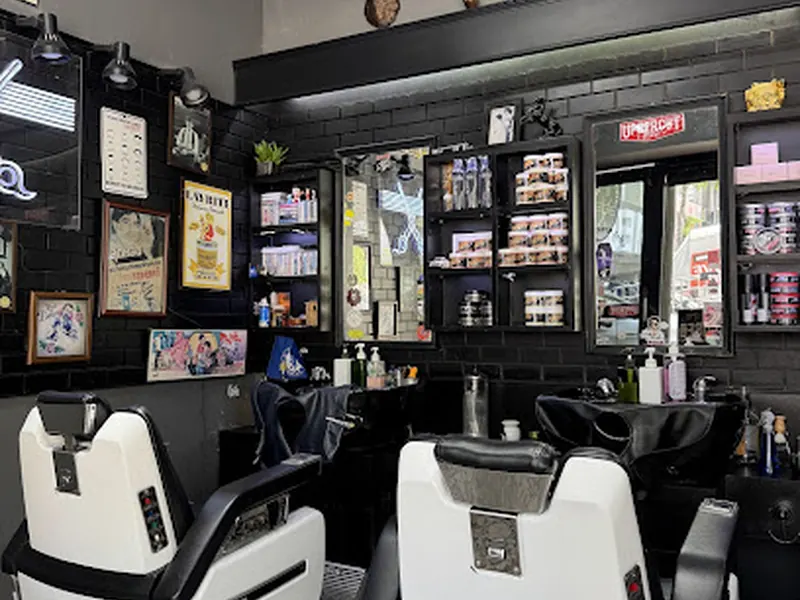 Tew's Barber Shop (Siam)