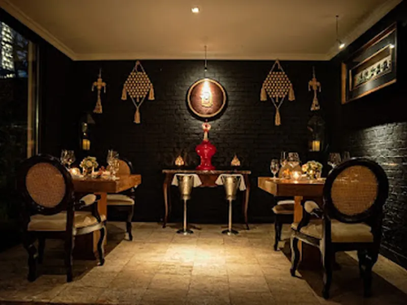 R-HAAN, 2 Michelin Stars (ทองหล่อ)