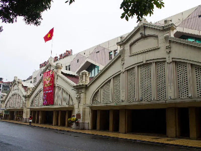 Đồng Xuân Market