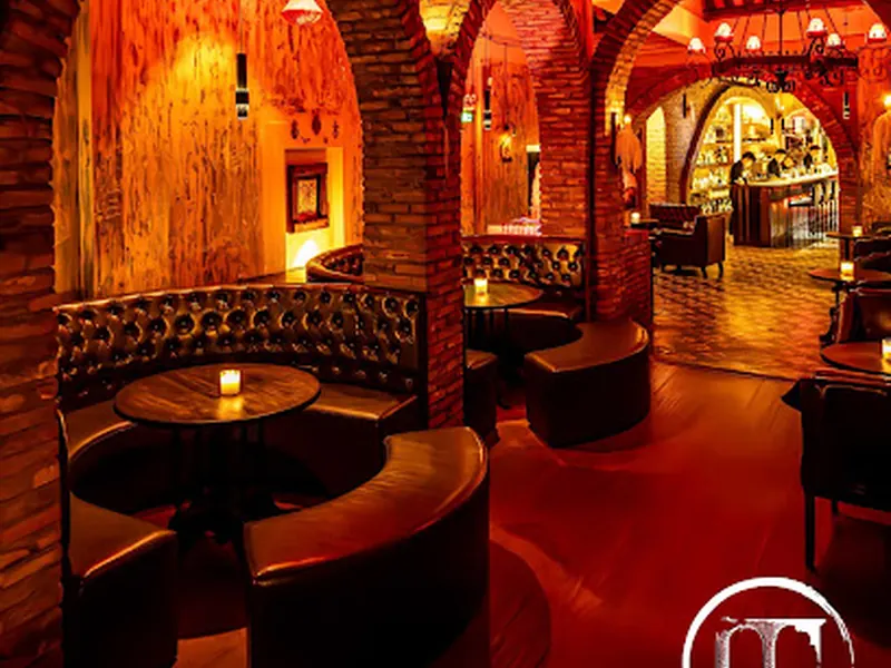Mezcal Cocteleria (Cocktail Bar)