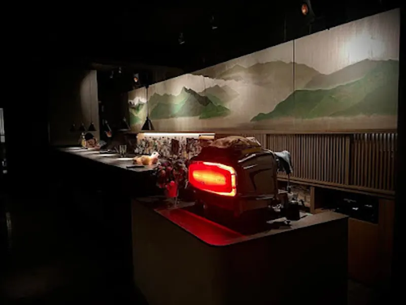 Bar 澤山