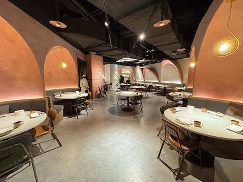 Chiou Hwa Chun Place Dazhi Branch