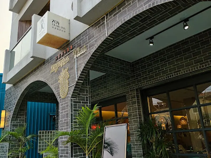 柔意泰泰餐庁 Zoy Thai Thai