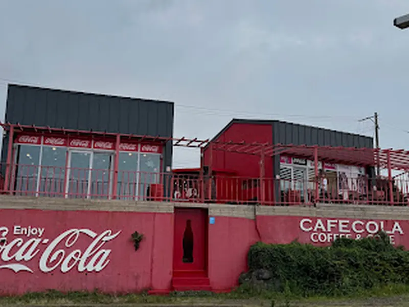 Cafe Cola