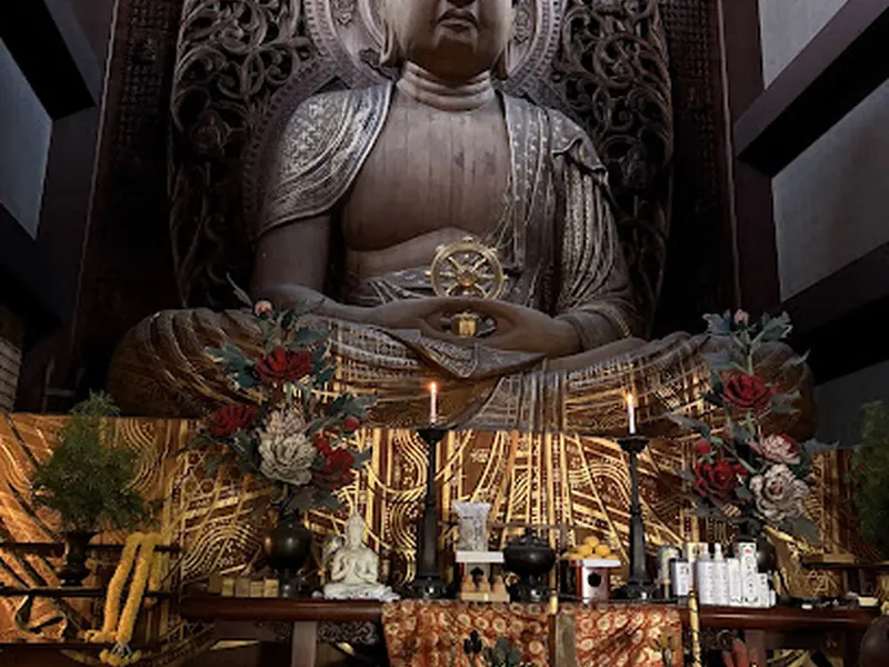 Giant wood buddha