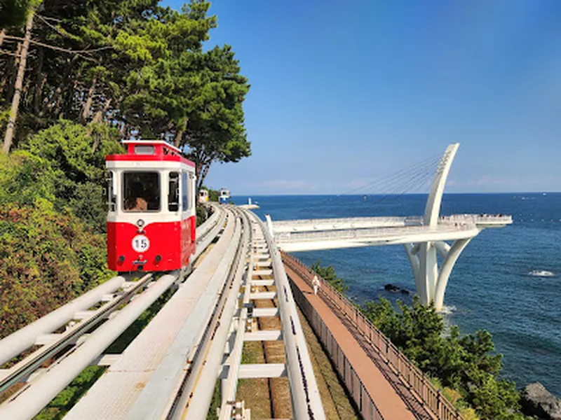 Haeundae Blueline Park