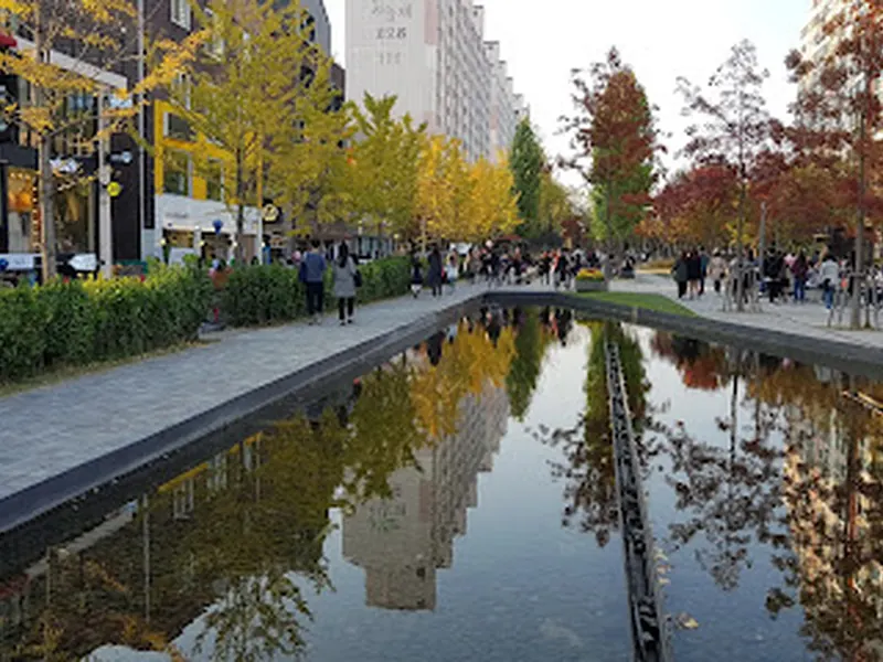 Gyeongui Line Forest Park