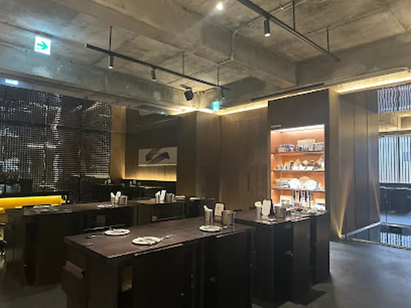 교촌필방