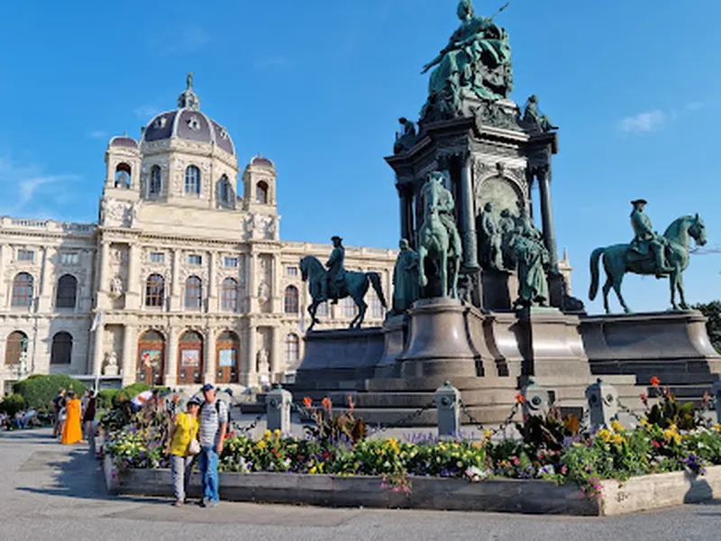 Maria-Theresien-Platz