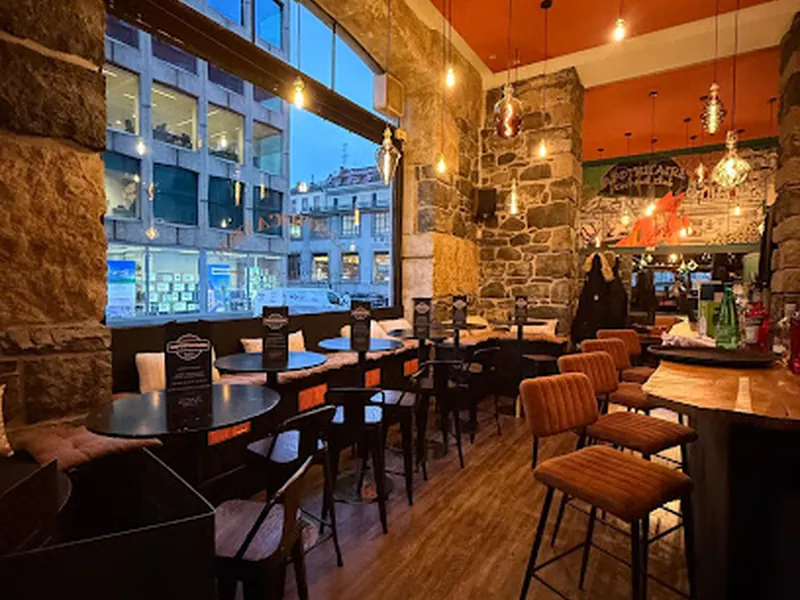 Photo of L'Apothicaire Cocktail-Club