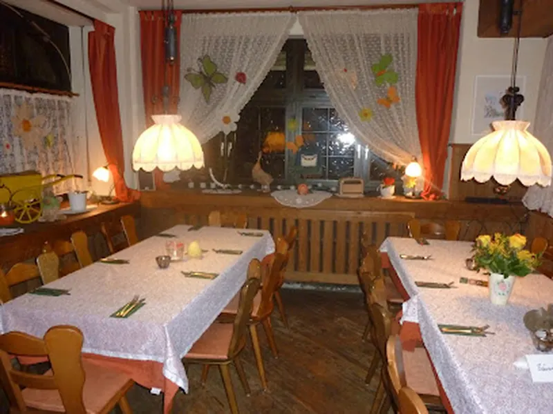 Weinstube Kachelofen