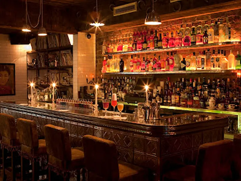 Vintage Cocktail Club