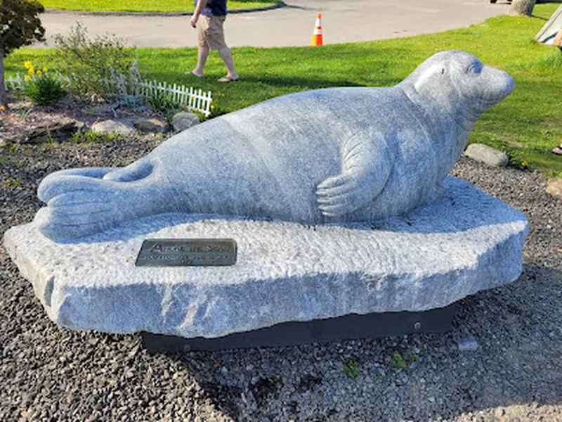 Andre The Seal Statue