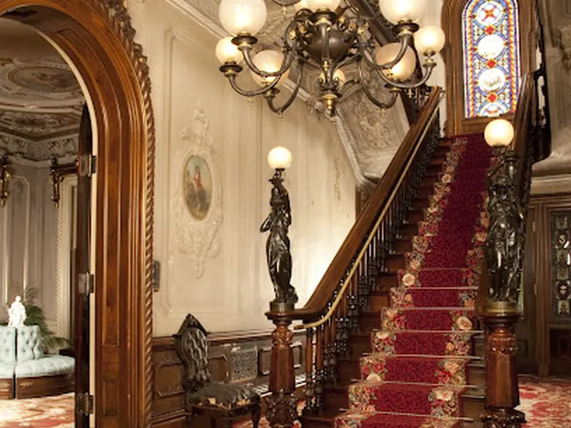 Victoria Mansion