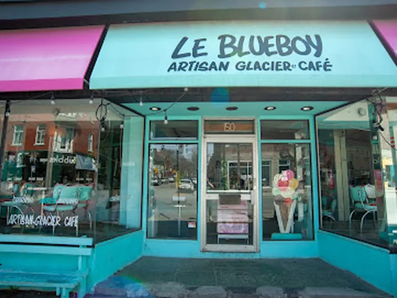 Le Blueboy: Artisan Glacier