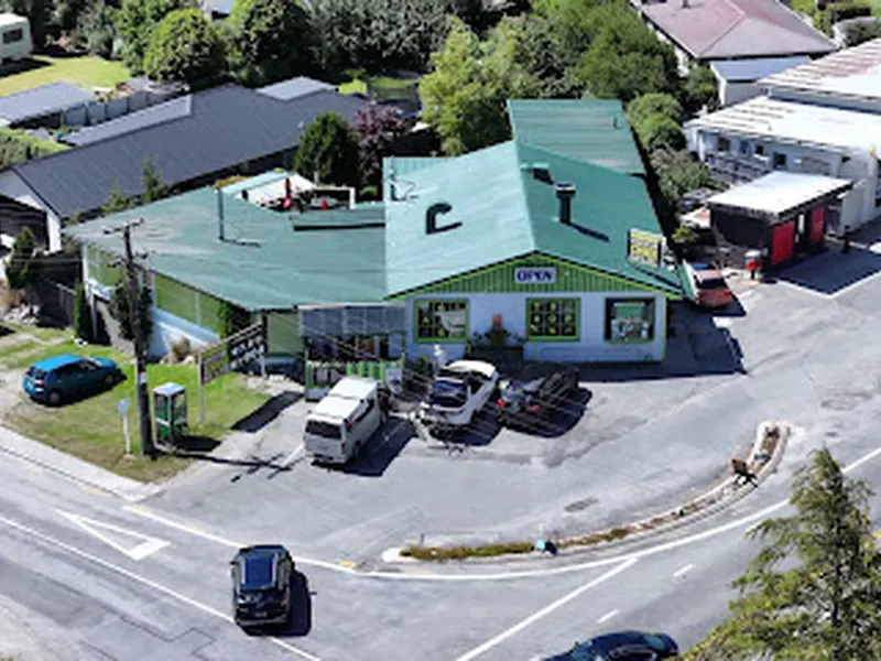 Kingston Corner Shop & Cafe