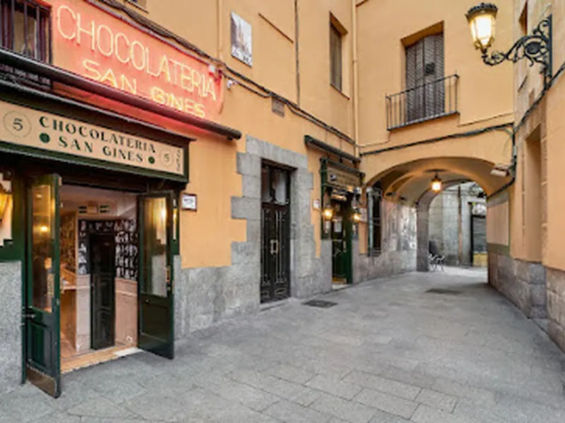 Chocolatería San Ginés