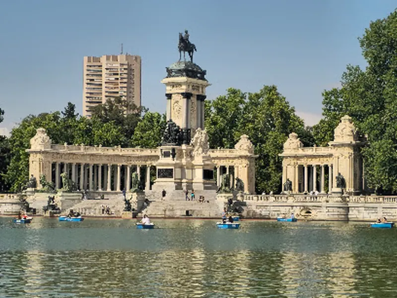 El Retiro Park