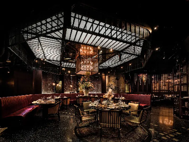 Mott 32