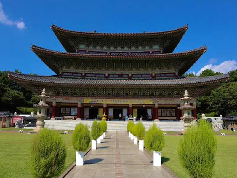Yakcheonsa Temple