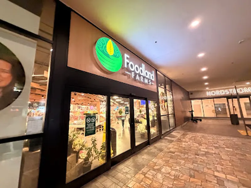 Foodland Farms Ala Moana