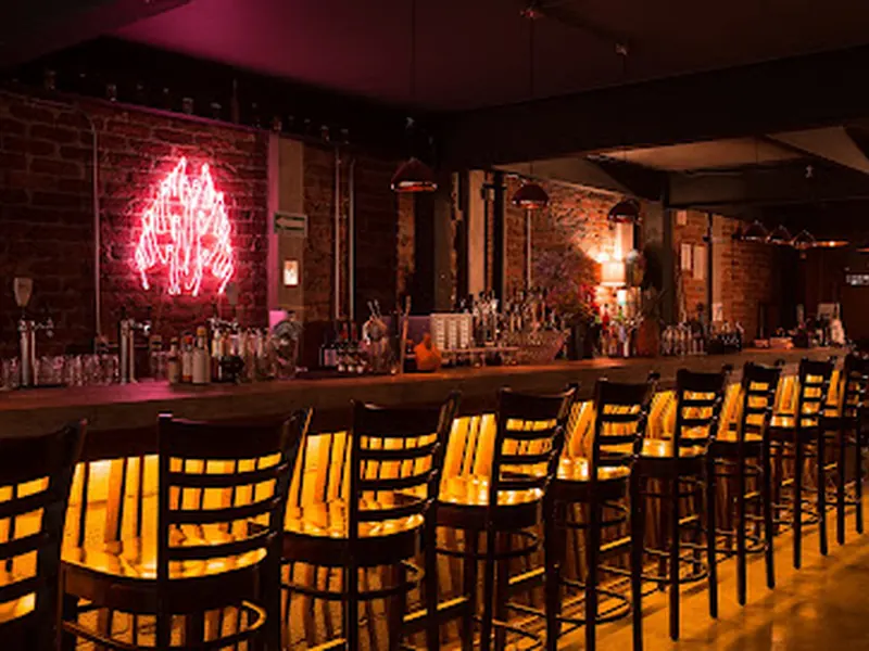 Ladina Bar