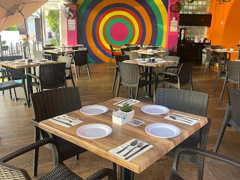 Victor's Place Cafe Tacuba