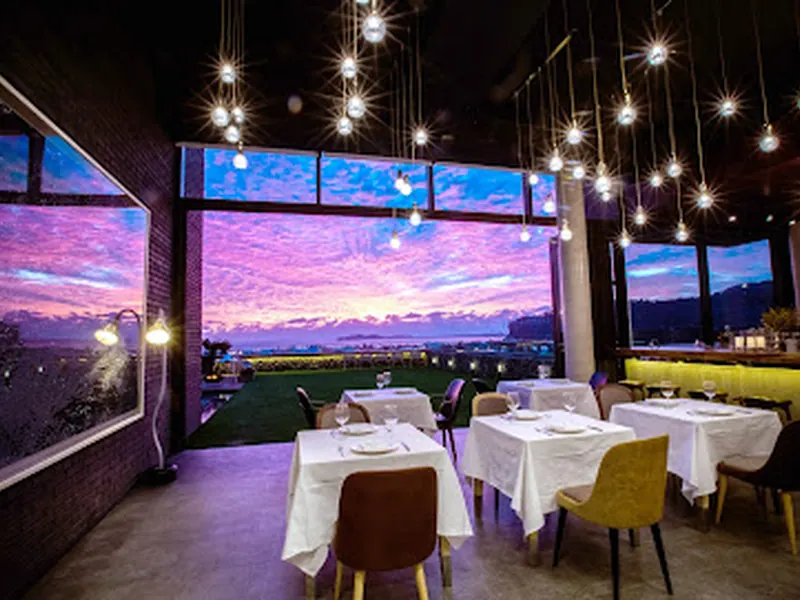 Narnia Restaurant