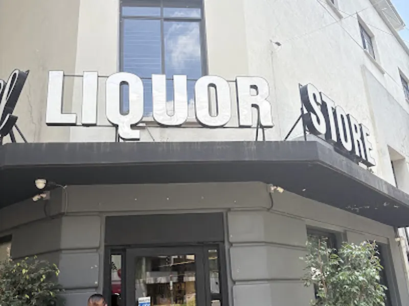 El Liquor Store
