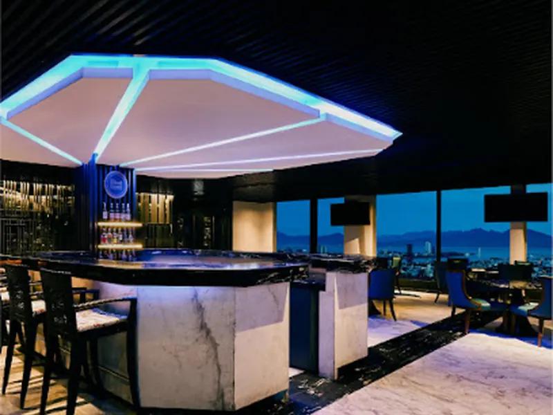 Horizon Bar