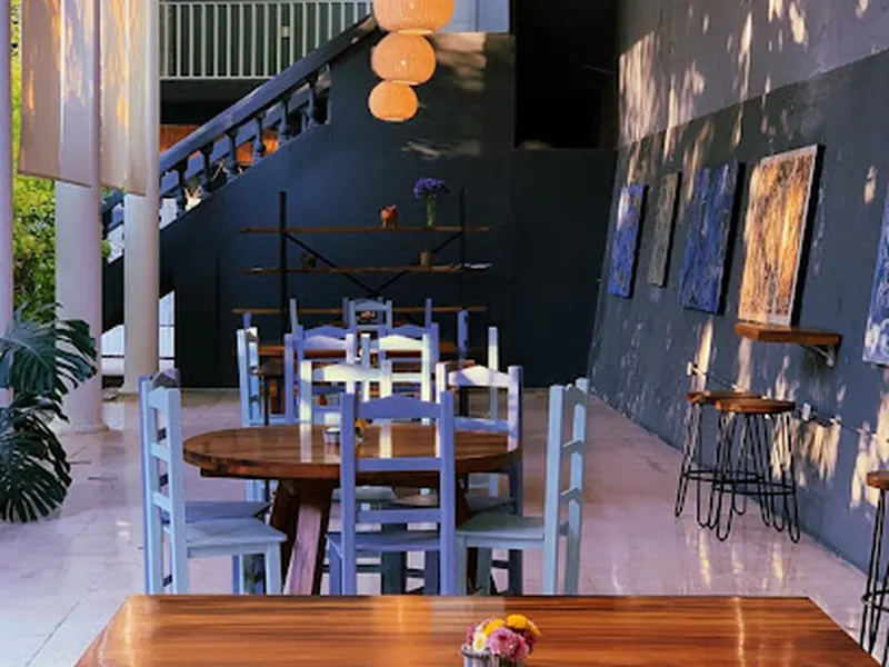 Chepiche Cafe