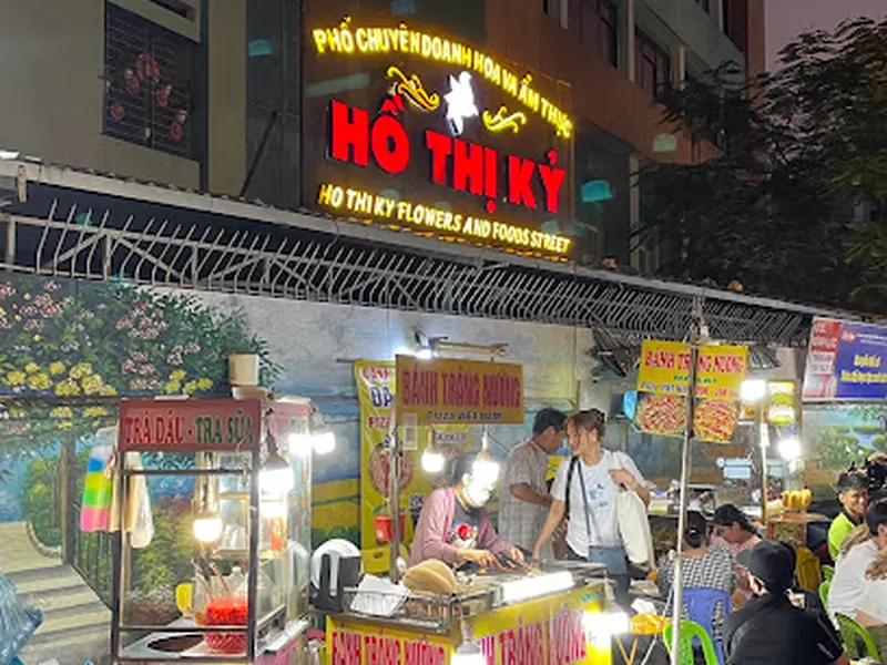 Ho Thi Ky Food Street