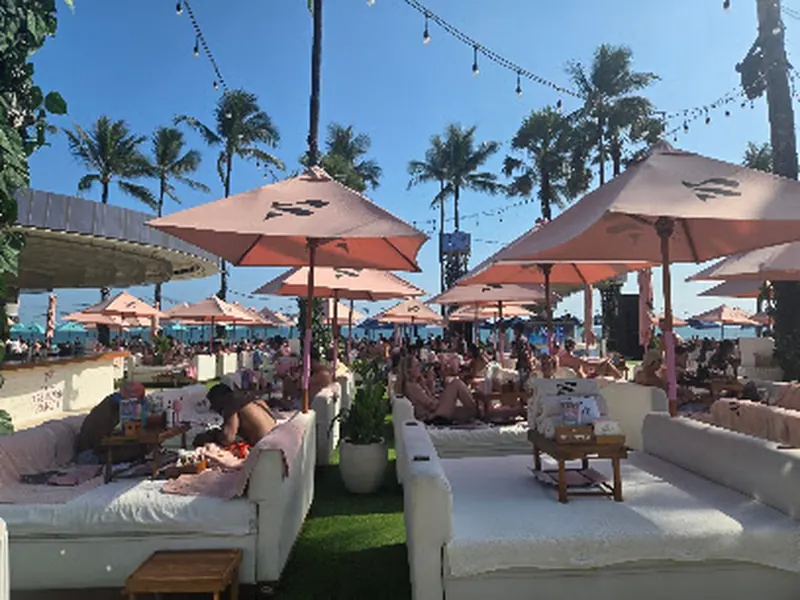 FINNS Beach Club