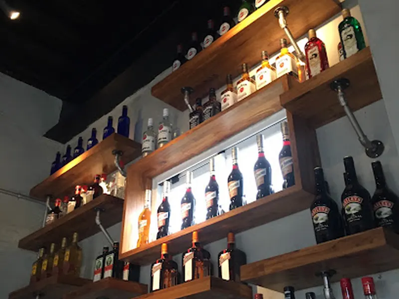 一個地方 BAR A • PLACE ｜綠島酒吧｜綠島必去｜酒吧｜