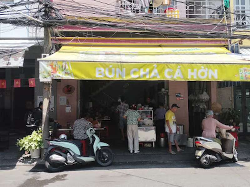 Hờn Fishcake Noodle Soup