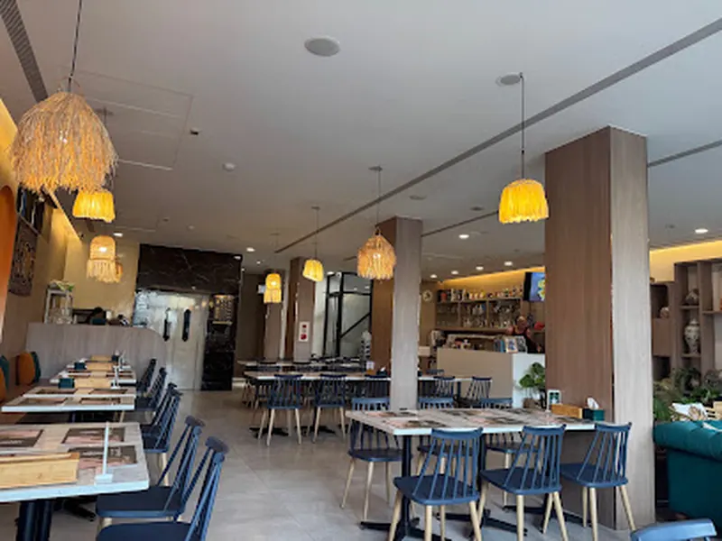 柔意泰泰餐庁 Zoy Thai Thai