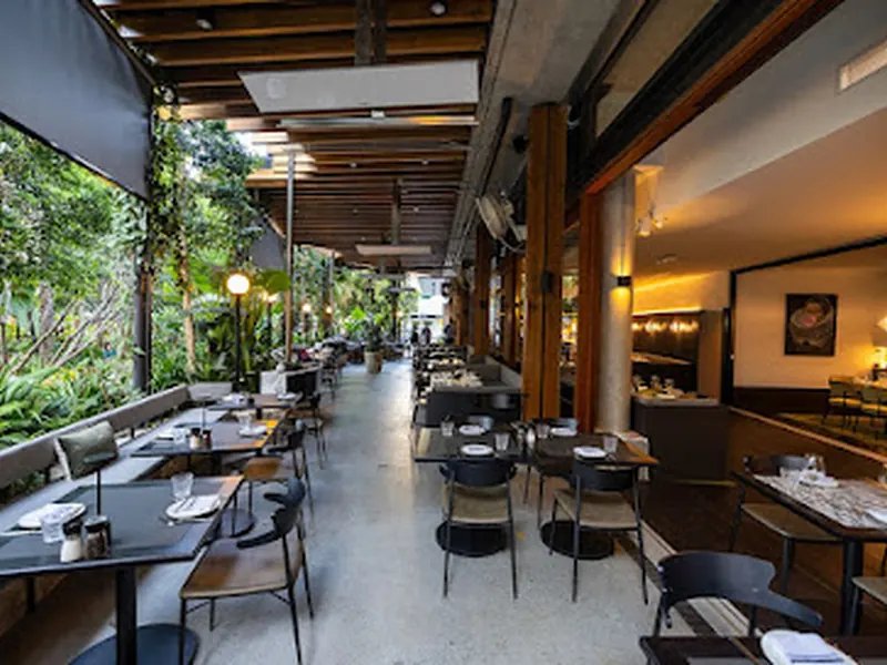 Rich & Rare Restaurant