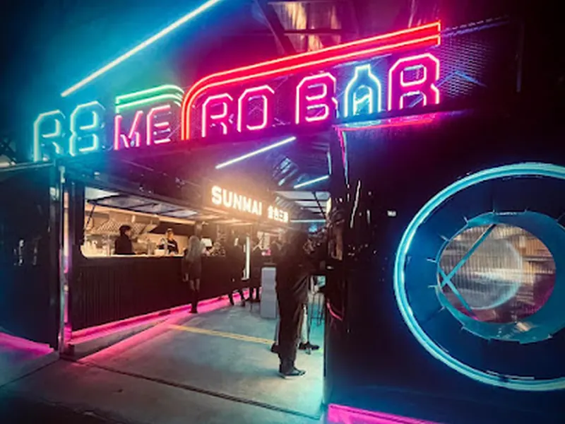 R8 Metro Bar - R8捷運輕食吧