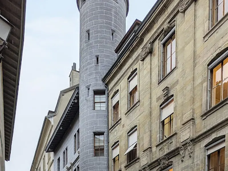 Tavel House