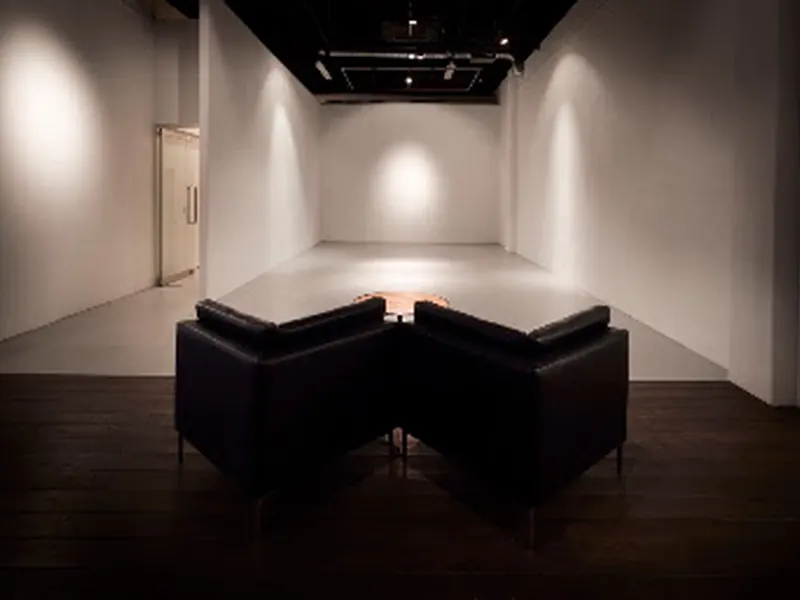 EARTH+GALLERY