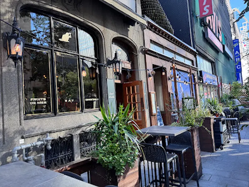 Bar Dominion