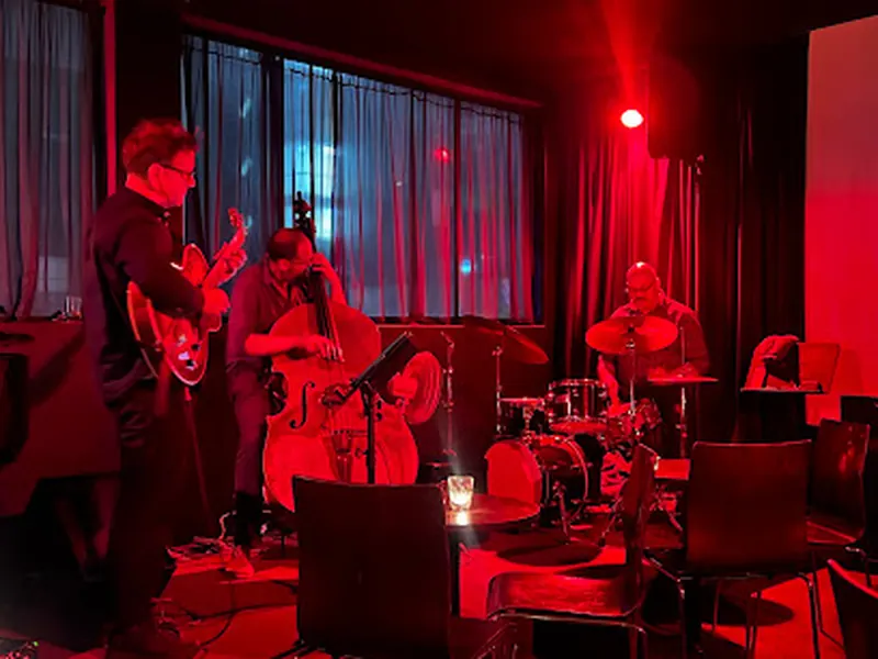 Uptown Jazz Cafe