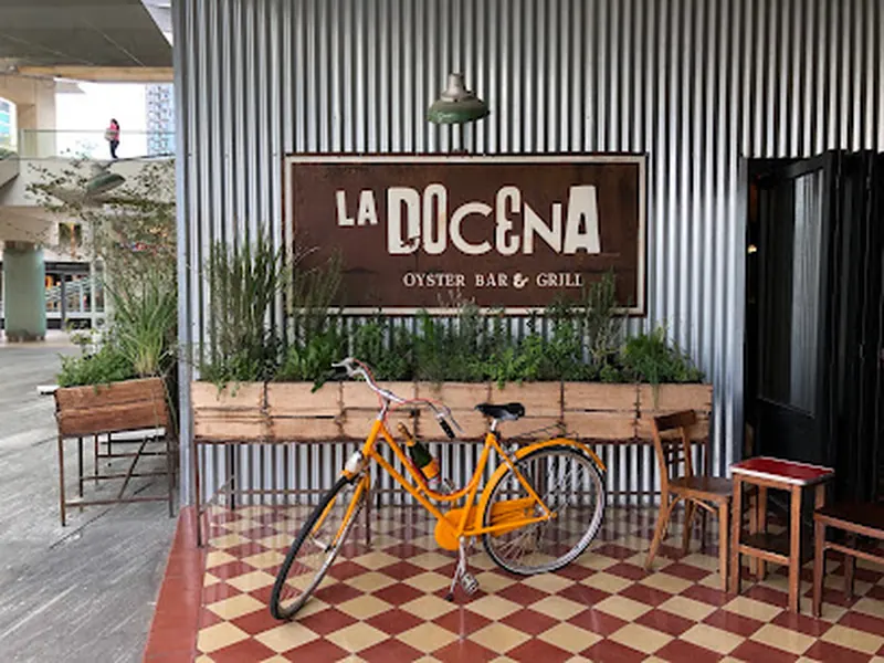 La Docena Andares