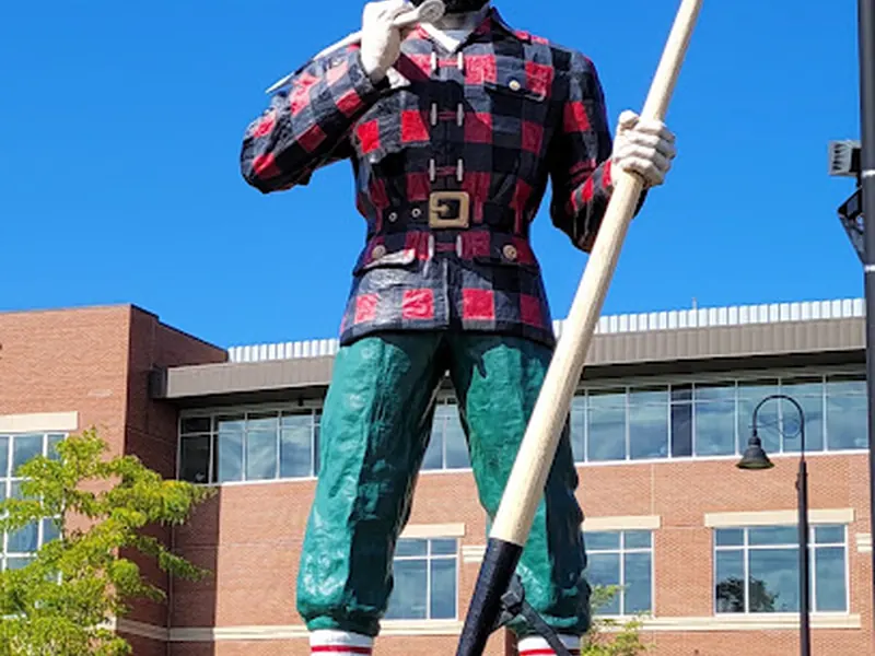 Paul Bunyan Statue